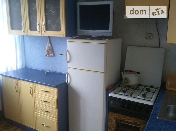 двокімнатна квартира з меблями в Черкасах, район Залізничний вокзал, на вул. Хоменка 3 в довготривалу оренду помісячно фото 1 двокімнатна квартира з меблями в Черкасах, район Залізничний вокзал, на вул. Хоменка 3 в довготривалу оренду помісячно фото 1