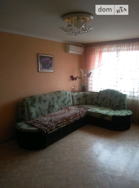 двокімнатна квартира з меблями в Черкасах, район Залізничний вокзал, на вул. Хоменка в довготривалу оренду помісячно фото 1 двокімнатна квартира з меблями в Черкасах, район Залізничний вокзал, на вул. Хоменка в довготривалу оренду помісячно фото 1