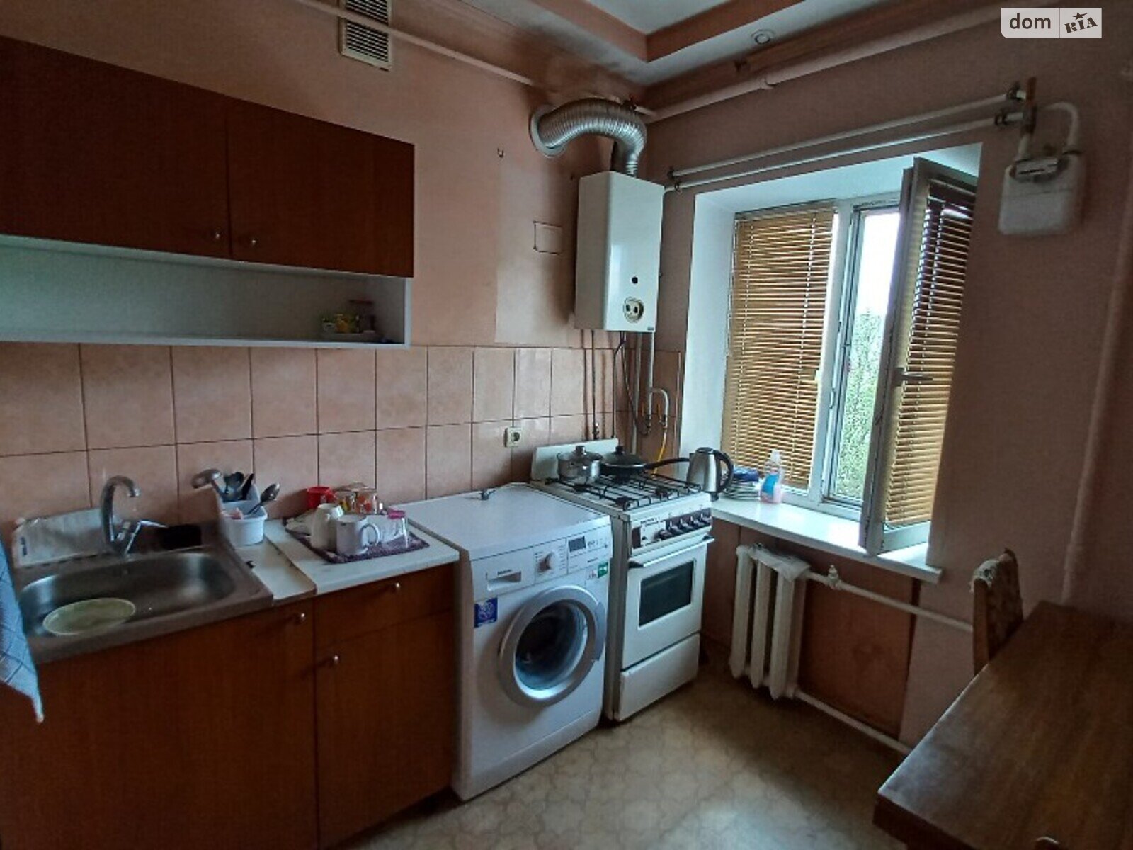 однокімнатна квартира з меблями в Черкасах, на вул. Смілянська 97 в довготривалу оренду помісячно фото 1 однокімнатна квартира з меблями в Черкасах, на вул. Смілянська 97 в довготривалу оренду помісячно фото 1