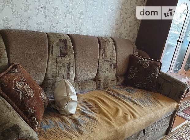 трехкомнатная квартира с мебелью в Черкассах, район Казбет, в аренду на долгий срок помесячно фото 1 трехкомнатная квартира с мебелью в Черкассах, район Казбет, в аренду на долгий срок помесячно фото 1