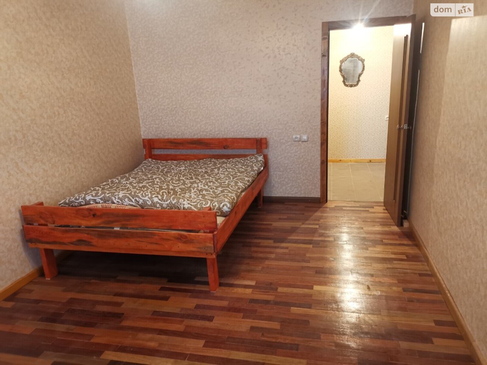 однокомнатная квартира с мебелью в Черкассах, на ул. Нарбутовская в аренду на долгий срок помесячно фото 1 однокомнатная квартира с мебелью в Черкассах, на ул. Нарбутовская в аренду на долгий срок помесячно фото 1