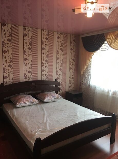 однокомнатная квартира с мебелью в Черкассах, район Мытница, на ул. Жужомы Сержанта 1 в аренду на долгий срок помесячно фото 1 однокомнатная квартира с мебелью в Черкассах, район Мытница, на ул. Жужомы Сержанта 1 в аренду на долгий срок помесячно фото 1
