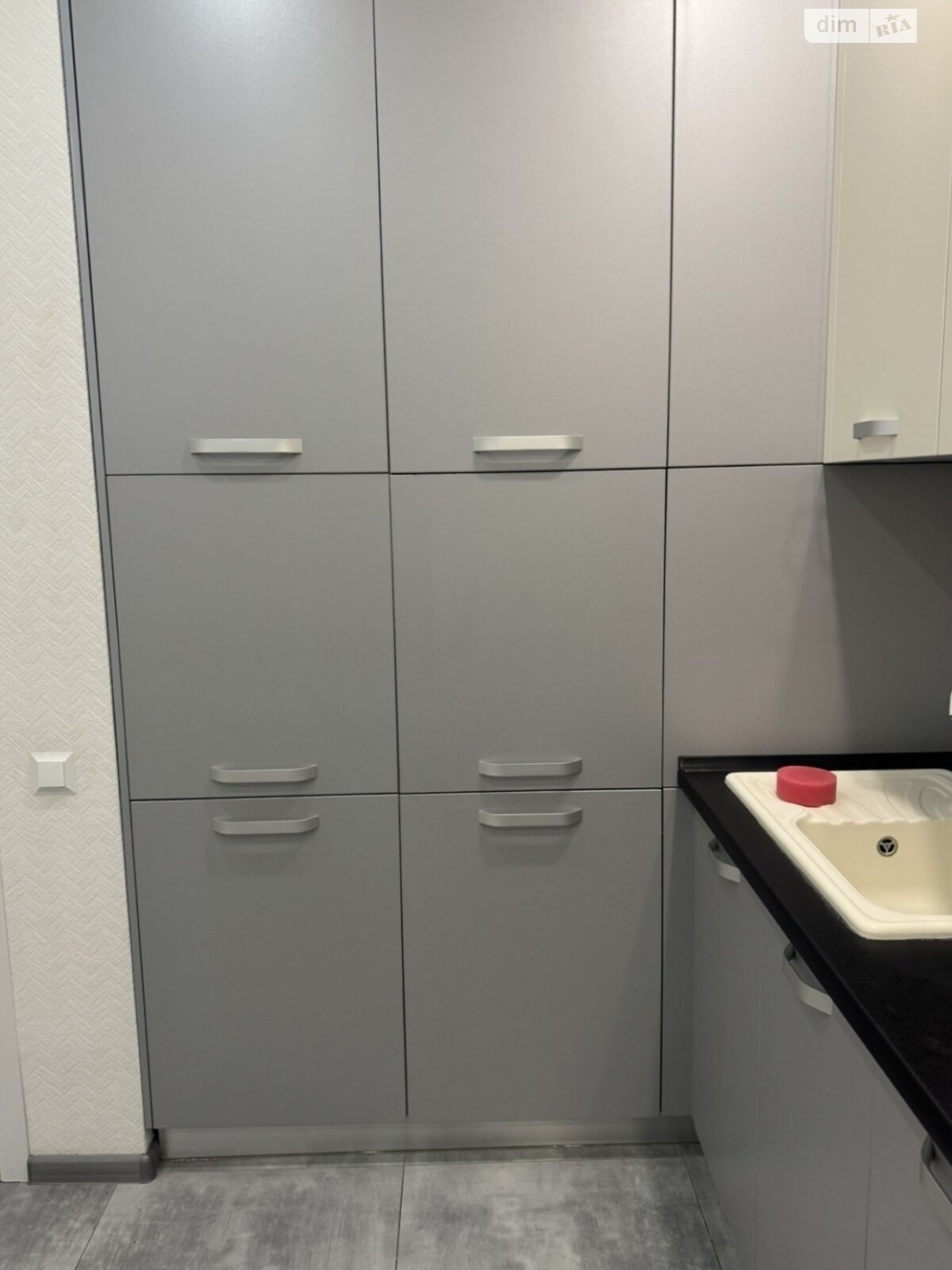 двухкомнатная квартира в Черкассах, район Приднепровский, на ул. Героев Днепра 89 в аренду на долгий срок помесячно фото 1