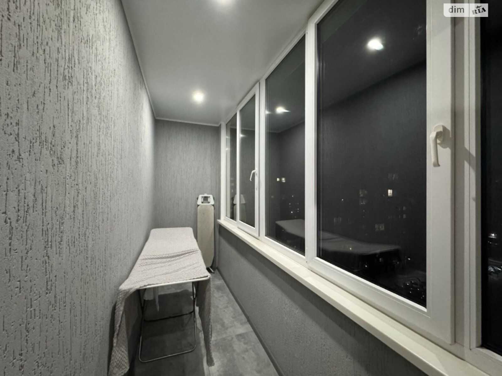 двухкомнатная квартира в Черкассах, район Приднепровский, на ул. Героев Днепра 89 в аренду на долгий срок помесячно фото 1