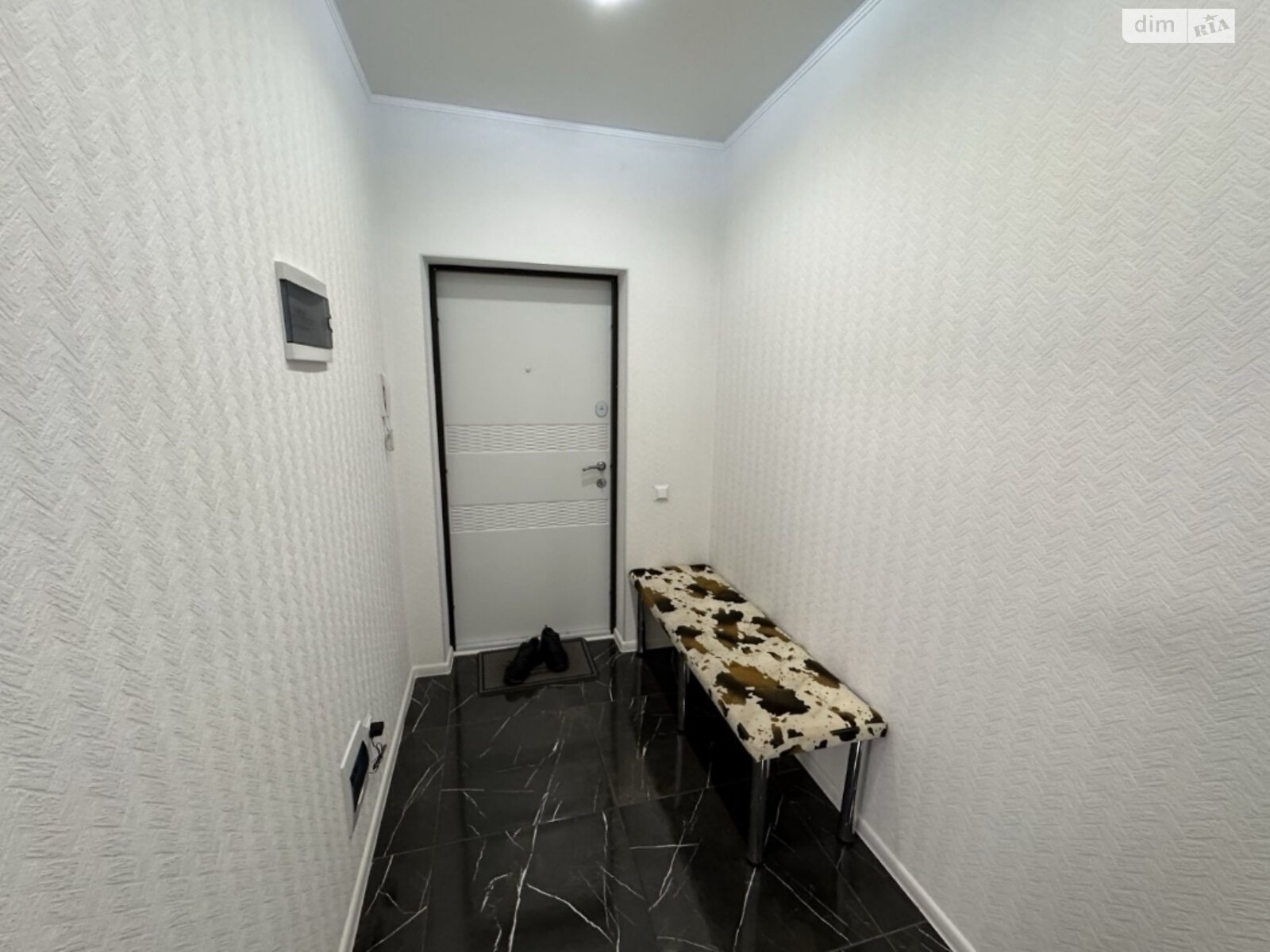 двухкомнатная квартира в Черкассах, район Приднепровский, на ул. Героев Днепра 89 в аренду на долгий срок помесячно фото 1