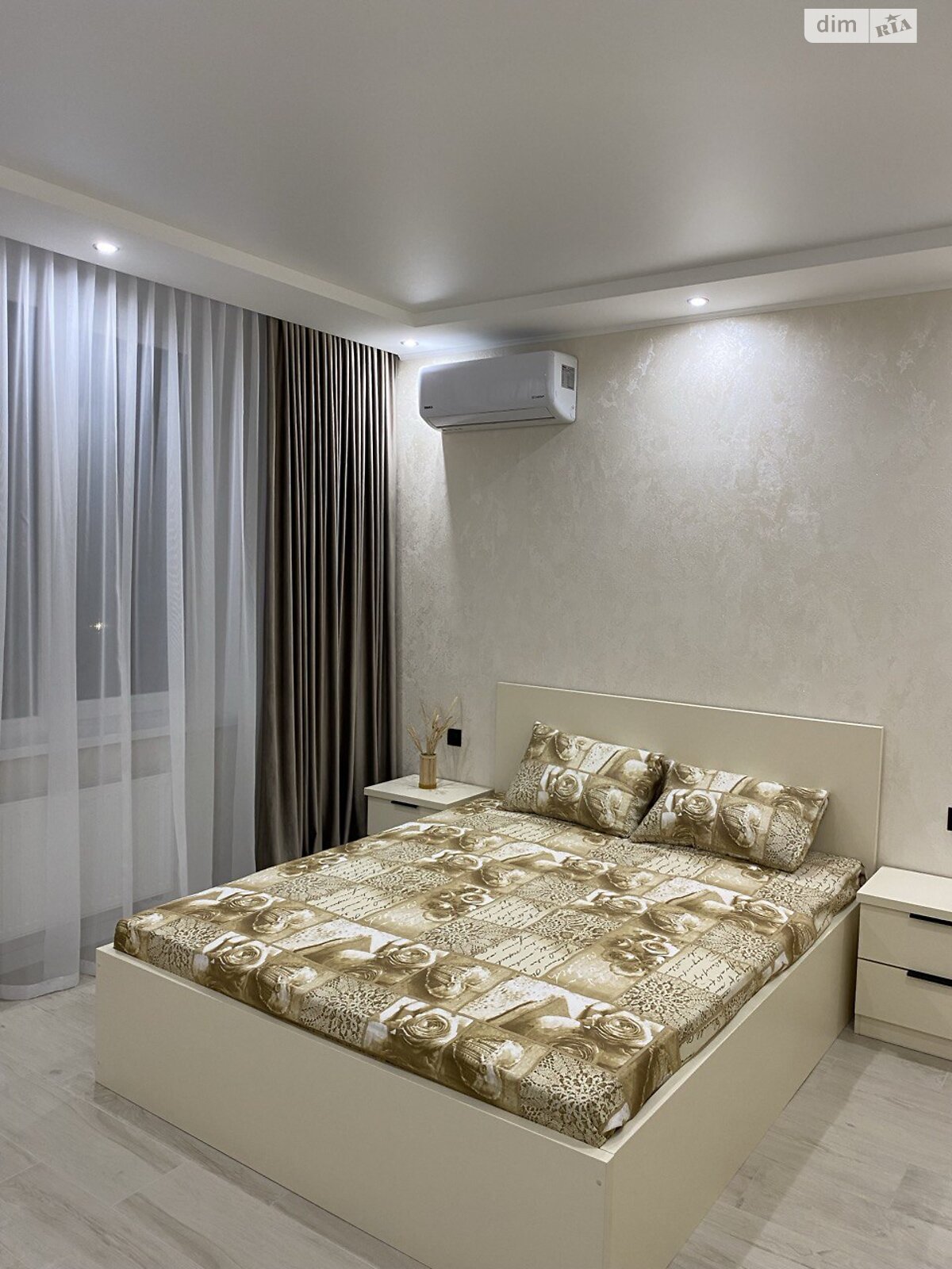 двухкомнатная квартира в Черкассах, район Приднепровский, на ул. Припортовая в аренду на долгий срок помесячно фото 1 двухкомнатная квартира в Черкассах, район Приднепровский, на ул. Припортовая в аренду на долгий срок помесячно фото 1