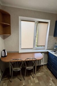 однокімнатна квартира в Черкасах, район Придніпровський, на вул. Припортова в довготривалу оренду помісячно фото 2