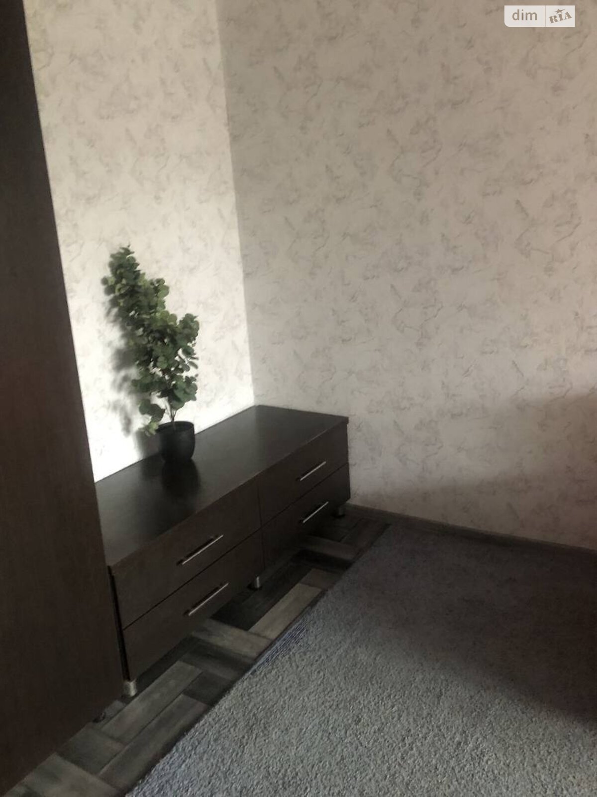 однокімнатна квартира в Черкасах, район Придніпровський, на вул. Припортова в довготривалу оренду помісячно фото 1