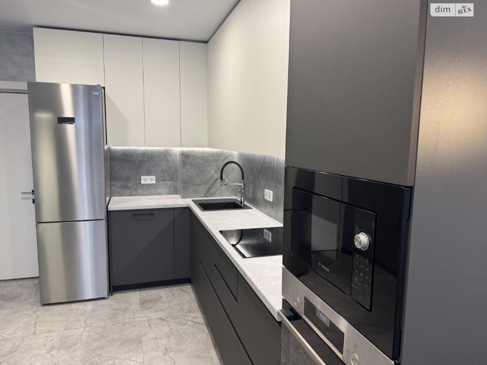 двокімнатна квартира в Черкасах, район Придніпровський, на вул. Припортова в довготривалу оренду помісячно фото 1