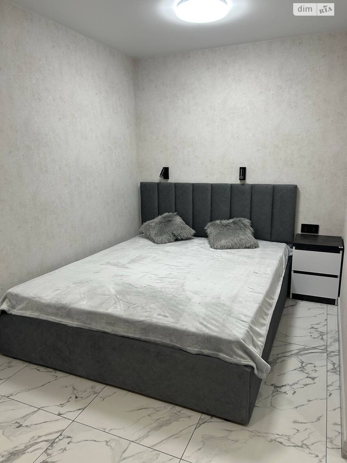 однокімнатна квартира в Черкасах, район Соснівка, на вул. Святителя-хірурга Луки 4/3 в довготривалу оренду помісячно фото 1