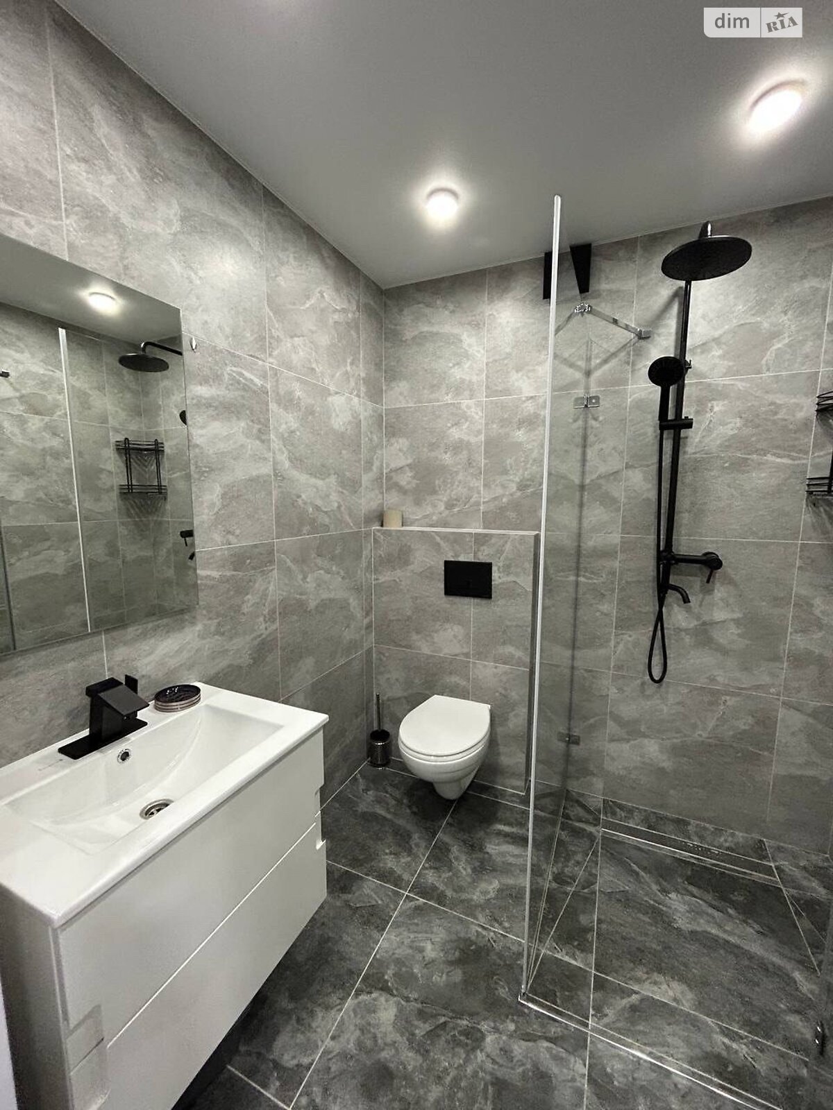 однокімнатна квартира в Черкасах, район Соснівка, на вул. Святителя-хірурга Луки 4/3 в довготривалу оренду помісячно фото 1