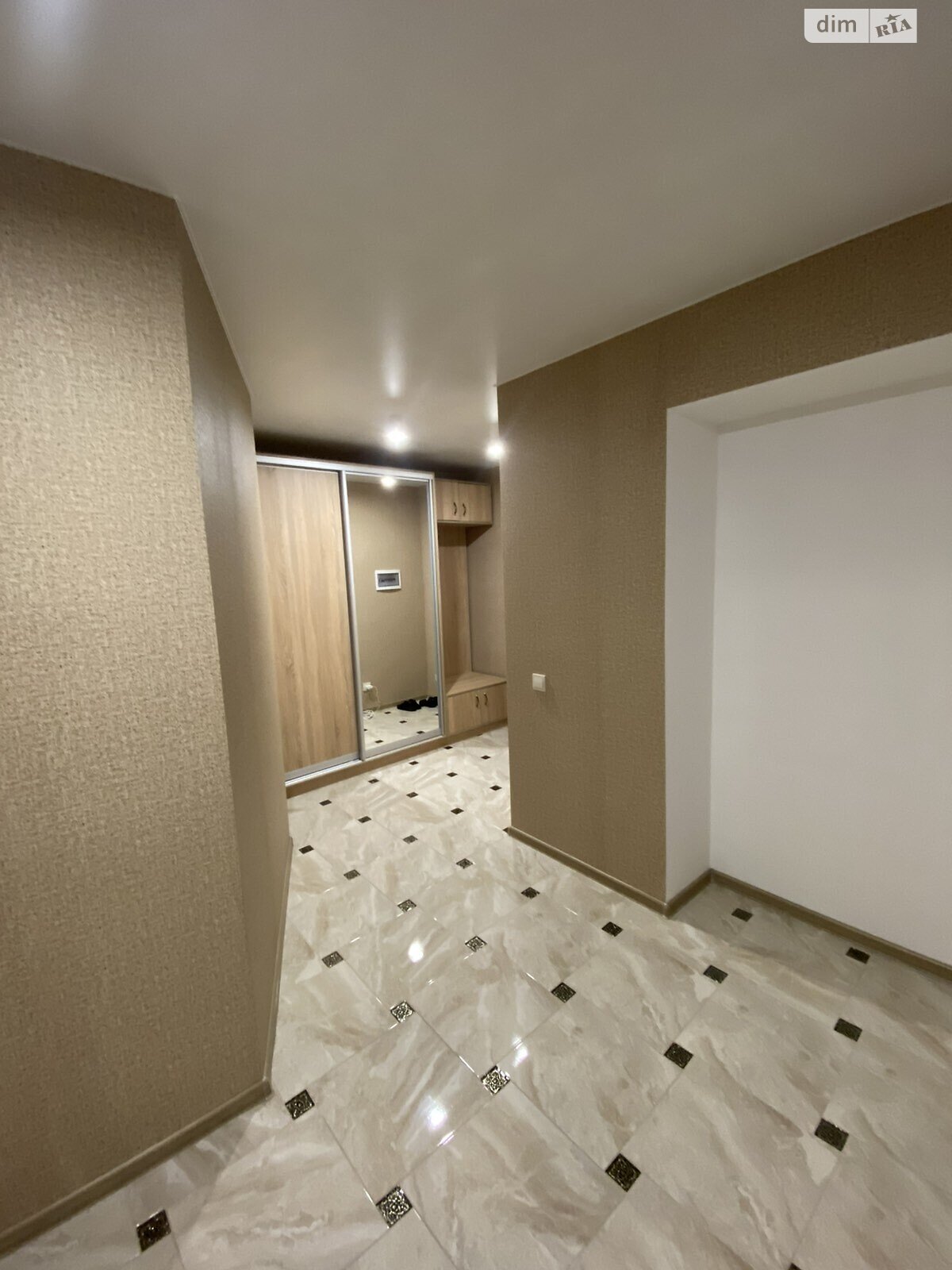 однокомнатная квартира в Черкассах, район Сосновский, на ул. Байды-Вишневецкого в аренду на долгий срок помесячно фото 1 однокомнатная квартира в Черкассах, район Сосновский, на ул. Байды-Вишневецкого в аренду на долгий срок помесячно фото 1