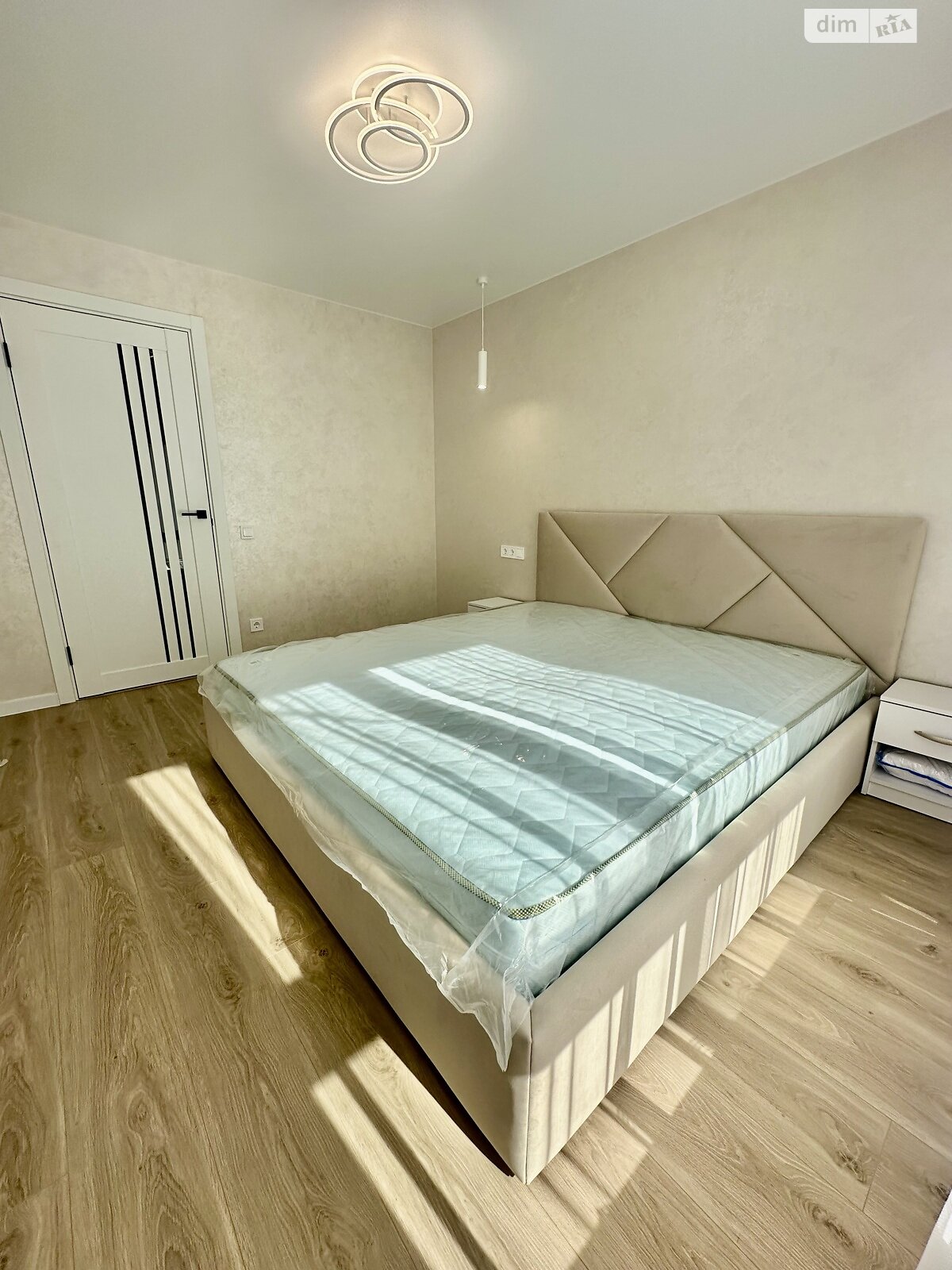 двухкомнатная квартира в Черкассах, район Сосновский, на ул. Байды-Вишневецкого 103 в аренду на долгий срок помесячно фото 1 двухкомнатная квартира в Черкассах, район Сосновский, на ул. Байды-Вишневецкого 103 в аренду на долгий срок помесячно фото 1