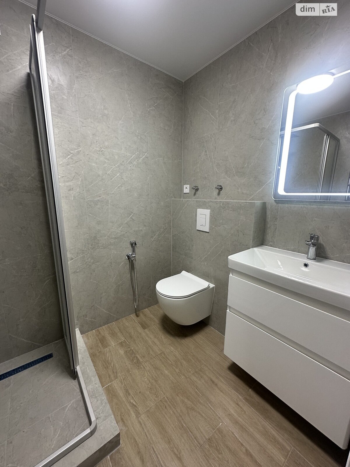 двухкомнатная квартира в Черкассах, район Сосновский, на ул. Байды-Вишневецкого 103 в аренду на долгий срок помесячно фото 1 двухкомнатная квартира в Черкассах, район Сосновский, на ул. Байды-Вишневецкого 103 в аренду на долгий срок помесячно фото 1