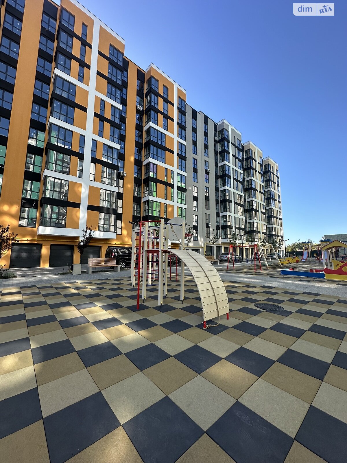 двухкомнатная квартира в Черкассах, район Сосновский, на ул. Байды-Вишневецкого 103 в аренду на долгий срок помесячно фото 1 двухкомнатная квартира в Черкассах, район Сосновский, на ул. Байды-Вишневецкого 103 в аренду на долгий срок помесячно фото 1