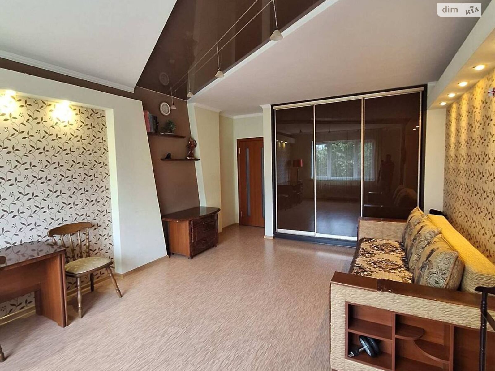 двухкомнатная квартира в Черкассах, район Сосновский, на ул. Дашкевича Остафия 4 в аренду на долгий срок помесячно фото 1