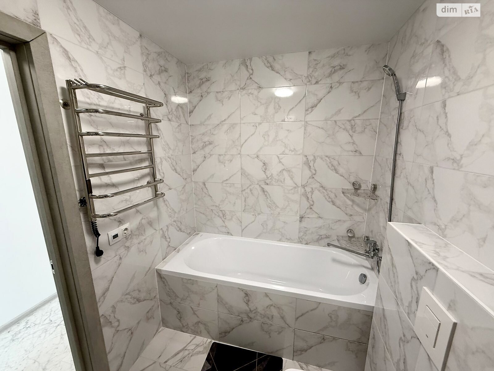 однокомнатная квартира в Черкассах, район Сосновский, на ул. Грушевского Михаила 73 в аренду на долгий срок помесячно фото 1 однокомнатная квартира в Черкассах, район Сосновский, на ул. Грушевского Михаила 73 в аренду на долгий срок помесячно фото 1