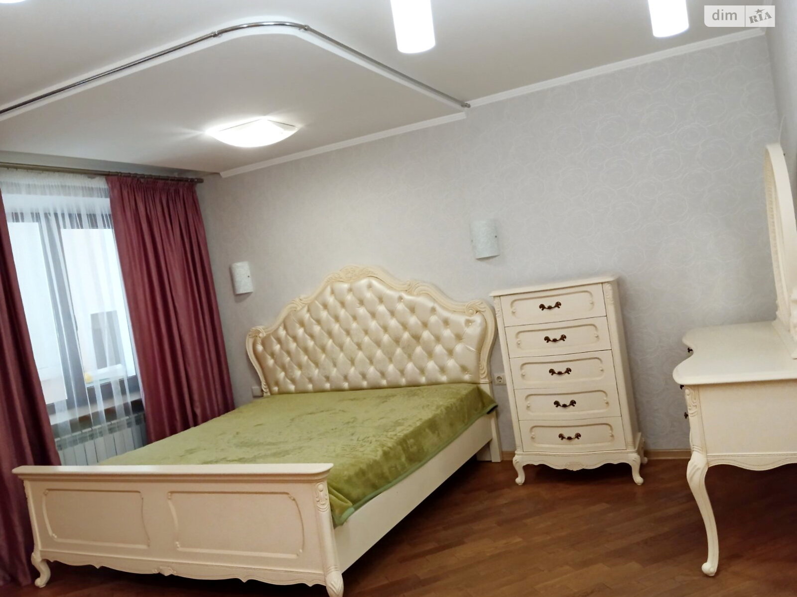 трехкомнатная квартира в Черкассах, район Сосновский, на ул. Надпольная 241 в аренду на долгий срок помесячно фото 1 трехкомнатная квартира в Черкассах, район Сосновский, на ул. Надпольная 241 в аренду на долгий срок помесячно фото 1