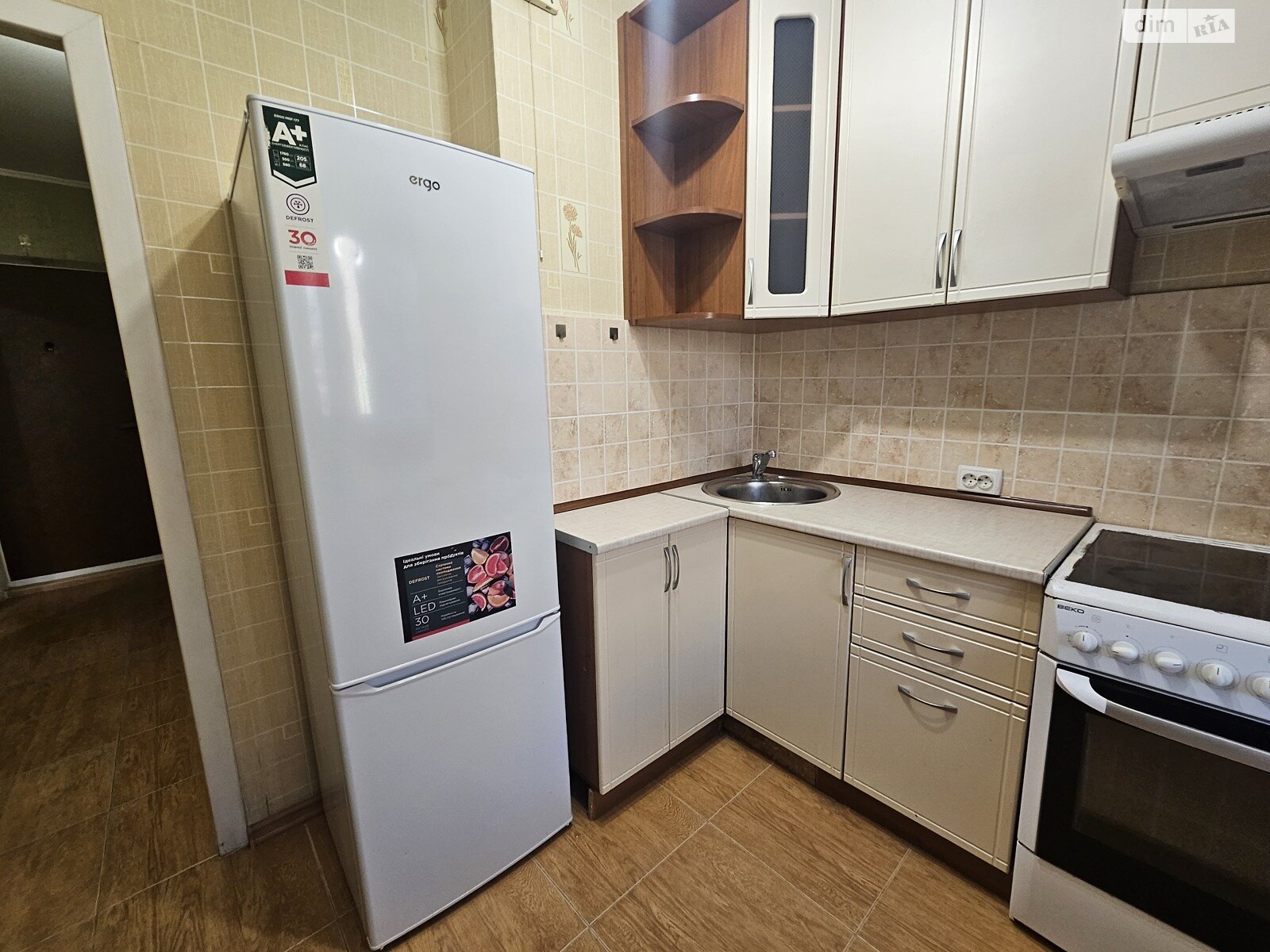 однокомнатная квартира в Черкассах, район Сосновский, на просп. Победы 56/4 в аренду на долгий срок помесячно фото 1