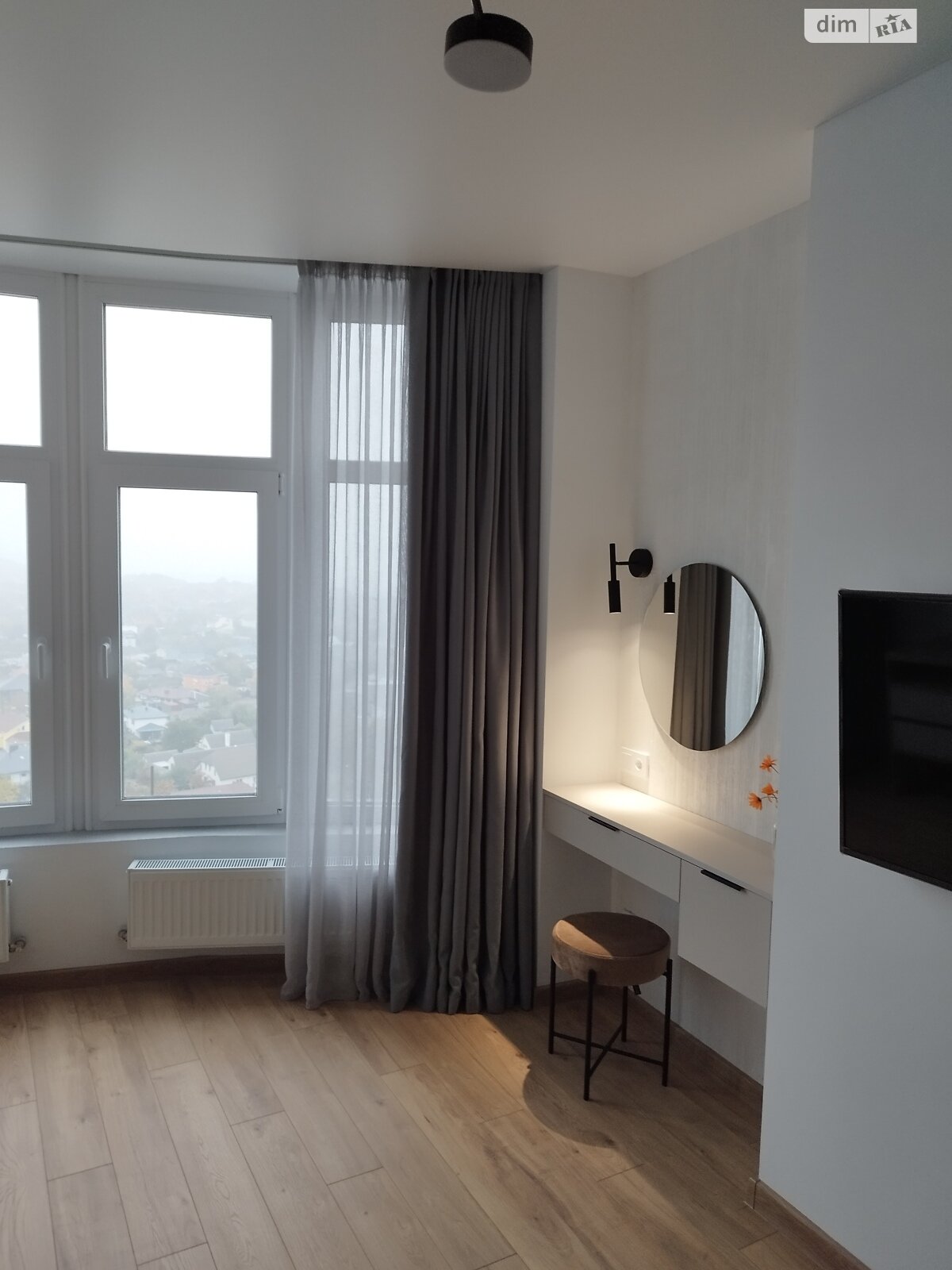 однокомнатная квартира в Черкассах, район Сосновский, на ул. Праведницы Шулежко 33 в аренду на долгий срок помесячно фото 1 однокомнатная квартира в Черкассах, район Сосновский, на ул. Праведницы Шулежко 33 в аренду на долгий срок помесячно фото 1