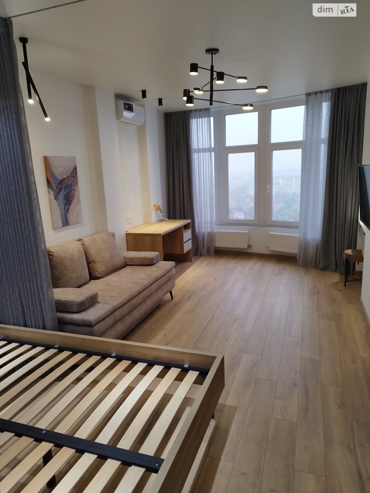 однокомнатная квартира в Черкассах, район Сосновский, на ул. Праведницы Шулежко 33 в аренду на долгий срок помесячно фото 1 однокомнатная квартира в Черкассах, район Сосновский, на ул. Праведницы Шулежко 33 в аренду на долгий срок помесячно фото 1