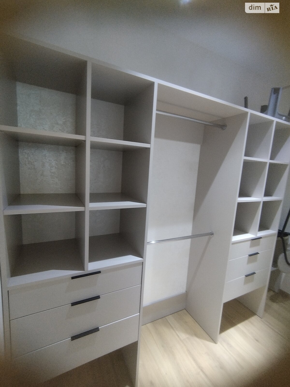 однокомнатная квартира в Черкассах, район Сосновский, на ул. Праведницы Шулежко 33 в аренду на долгий срок помесячно фото 1 однокомнатная квартира в Черкассах, район Сосновский, на ул. Праведницы Шулежко 33 в аренду на долгий срок помесячно фото 1