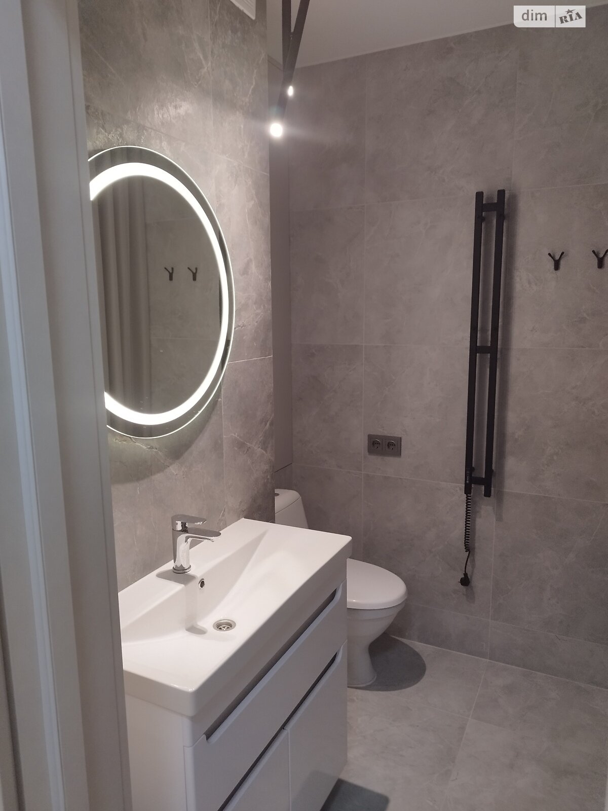 однокомнатная квартира в Черкассах, район Сосновский, на ул. Праведницы Шулежко 33 в аренду на долгий срок помесячно фото 1 однокомнатная квартира в Черкассах, район Сосновский, на ул. Праведницы Шулежко 33 в аренду на долгий срок помесячно фото 1