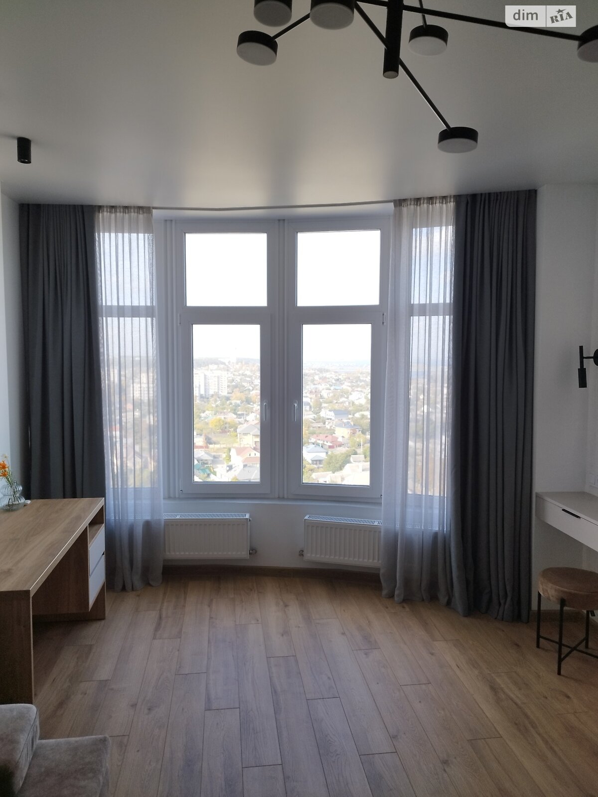 однокомнатная квартира в Черкассах, район Сосновский, на ул. Праведницы Шулежко 33 в аренду на долгий срок помесячно фото 1 однокомнатная квартира в Черкассах, район Сосновский, на ул. Праведницы Шулежко 33 в аренду на долгий срок помесячно фото 1