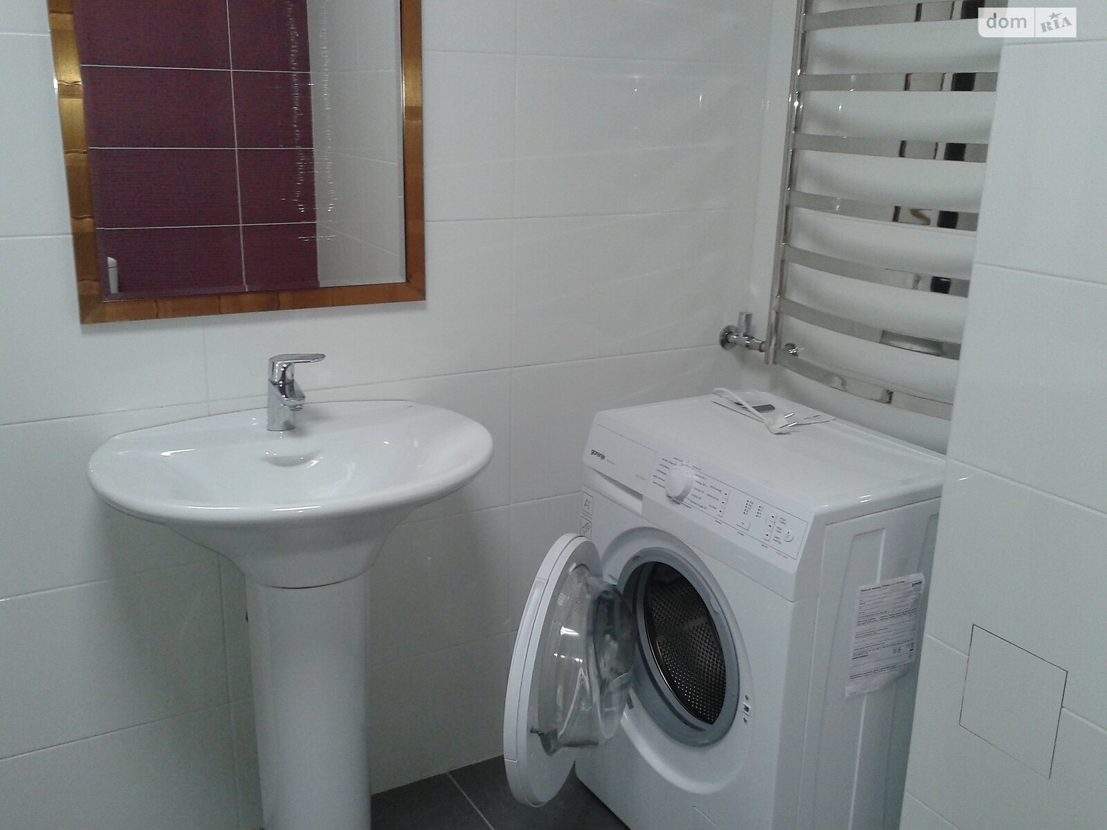 двокімнатна квартира в Черкасах, район Центр, на вул. Хрещатик в довготривалу оренду помісячно фото 1 двокімнатна квартира в Черкасах, район Центр, на вул. Хрещатик в довготривалу оренду помісячно фото 1