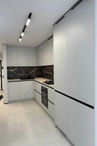 однокімнатна квартира в Черкасах, район Центр, на вул. Надпільна в довготривалу оренду помісячно фото 2