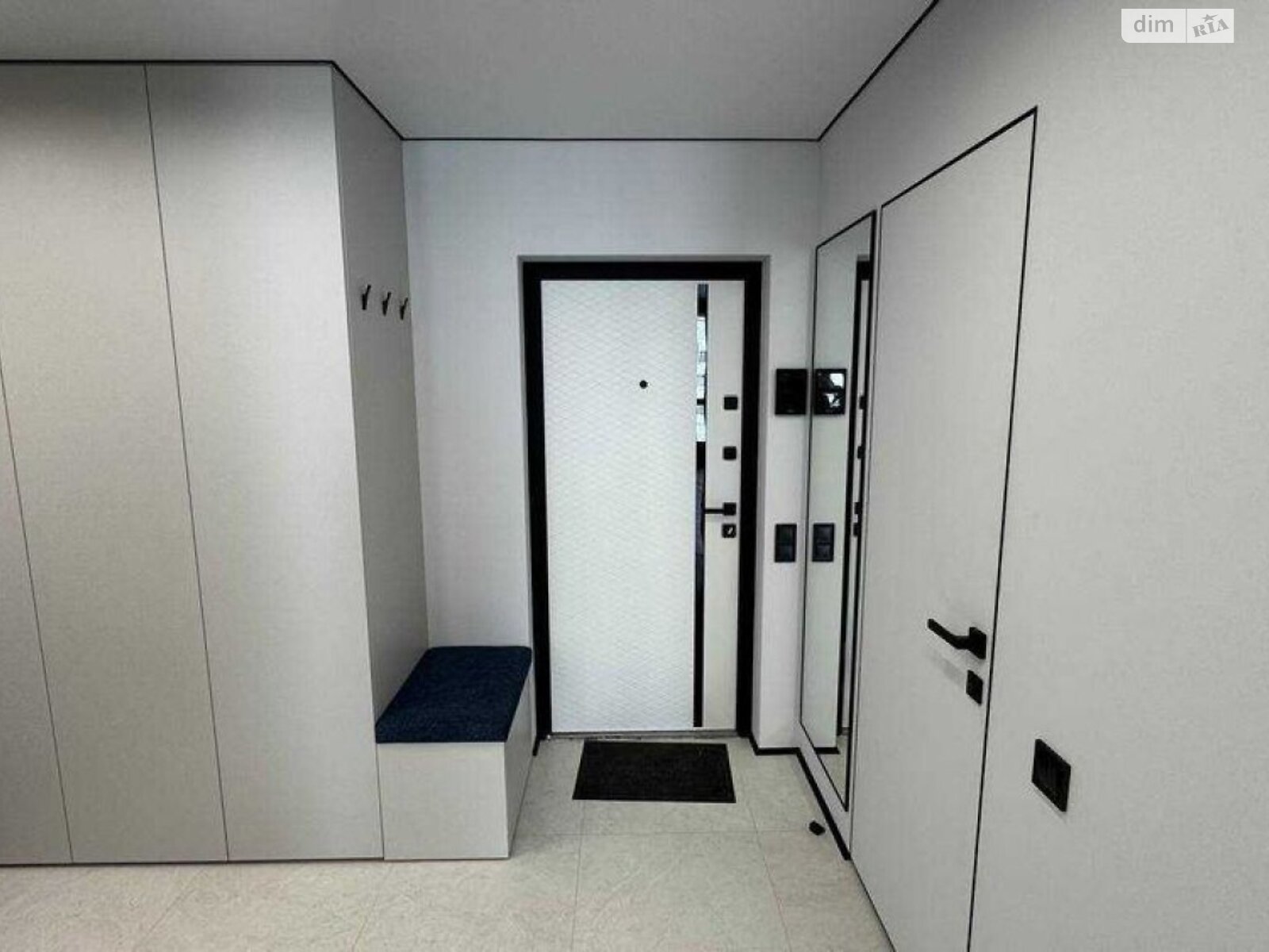 однокімнатна квартира в Черкасах, район Центр, на вул. Надпільна в довготривалу оренду помісячно фото 1