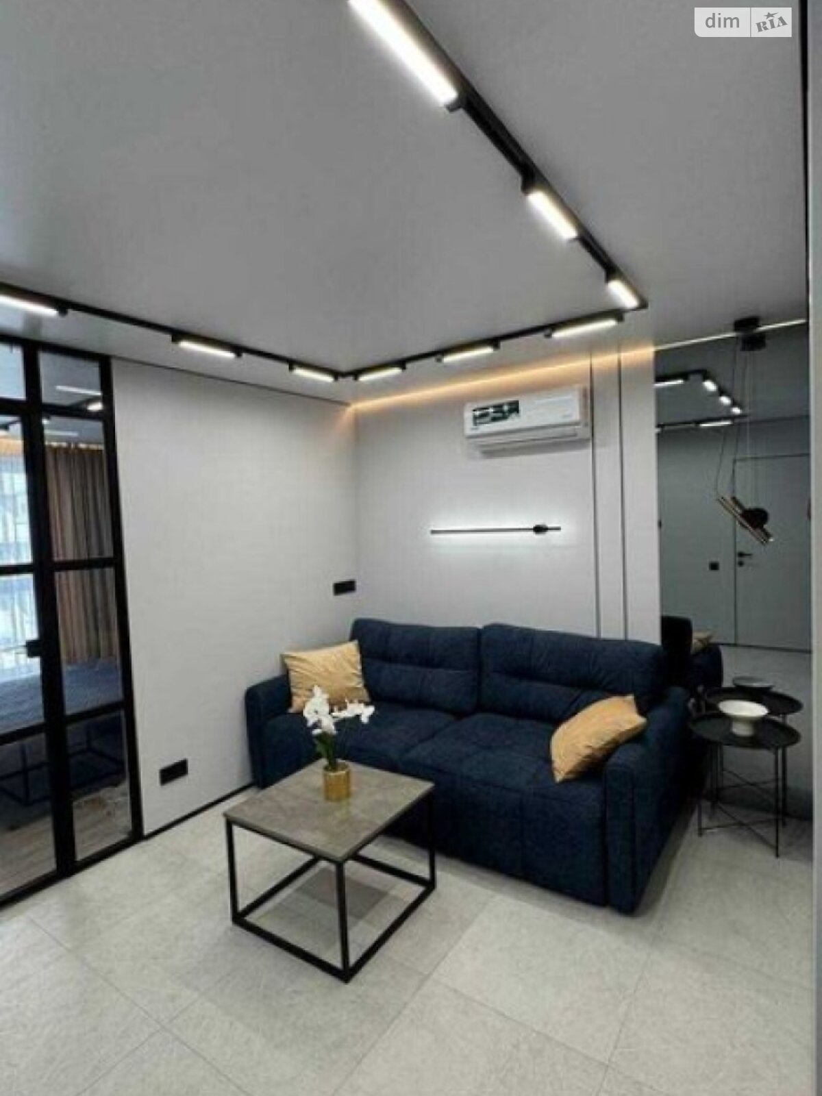 однокімнатна квартира в Черкасах, район Центр, на вул. Надпільна в довготривалу оренду помісячно фото 1