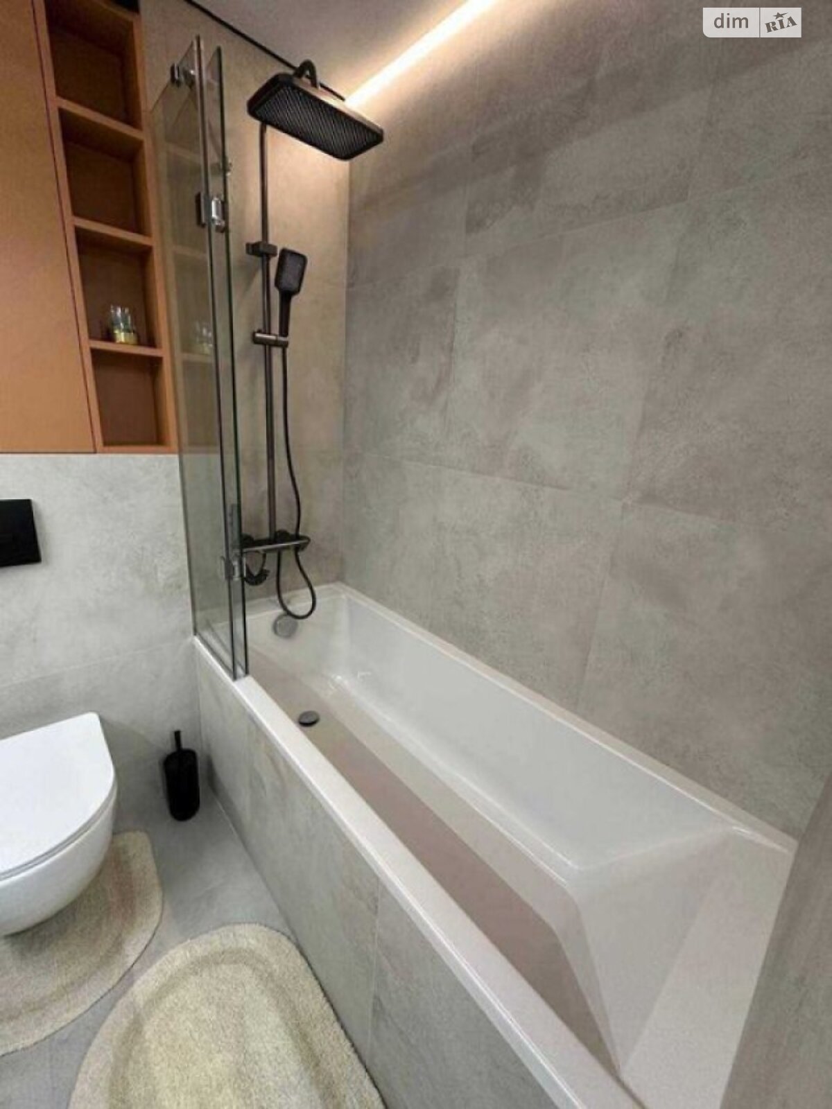 однокімнатна квартира в Черкасах, район Центр, на вул. Надпільна в довготривалу оренду помісячно фото 1