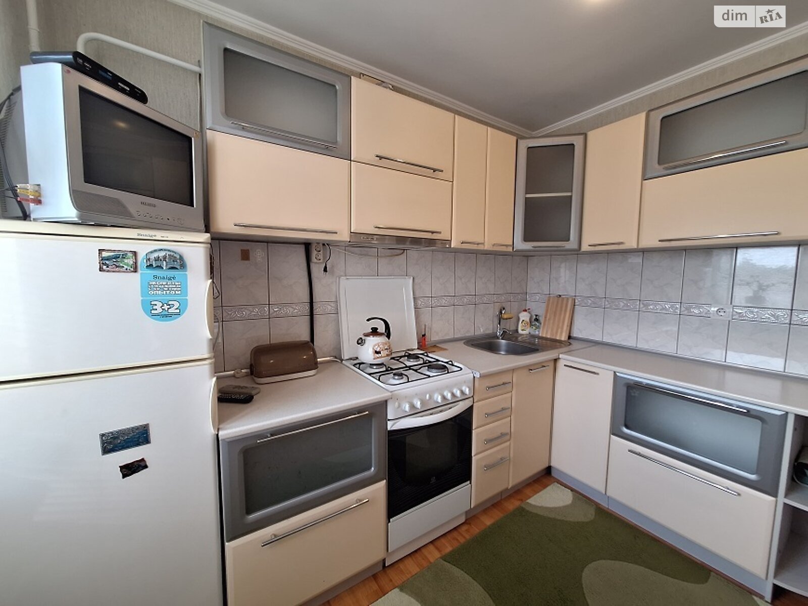 однокомнатная квартира с ремонтом в Черкассах, район Центр, на бул. Шевченко 320 в аренду на долгий срок помесячно фото 1