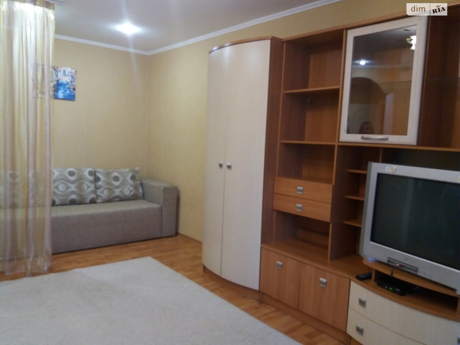 однокомнатная квартира с ремонтом в Черкассах, район Центр, на бул. Шевченко 320 в аренду на долгий срок помесячно фото 1