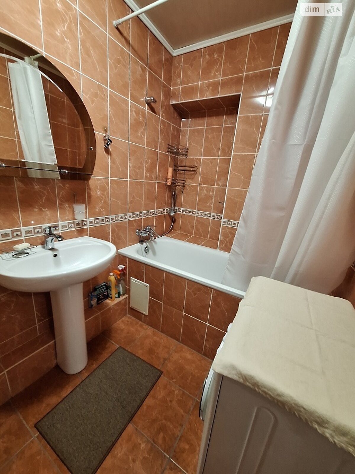 однокомнатная квартира с ремонтом в Черкассах, район Центр, на бул. Шевченко 320 в аренду на долгий срок помесячно фото 1