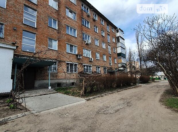 однокомнатная квартира с мебелью в Черкассах, район Водоконал-Невского, на ул. Зализняка Максима в аренду на долгий срок помесячно фото 1 однокомнатная квартира с мебелью в Черкассах, район Водоконал-Невского, на ул. Зализняка Максима в аренду на долгий срок помесячно фото 1