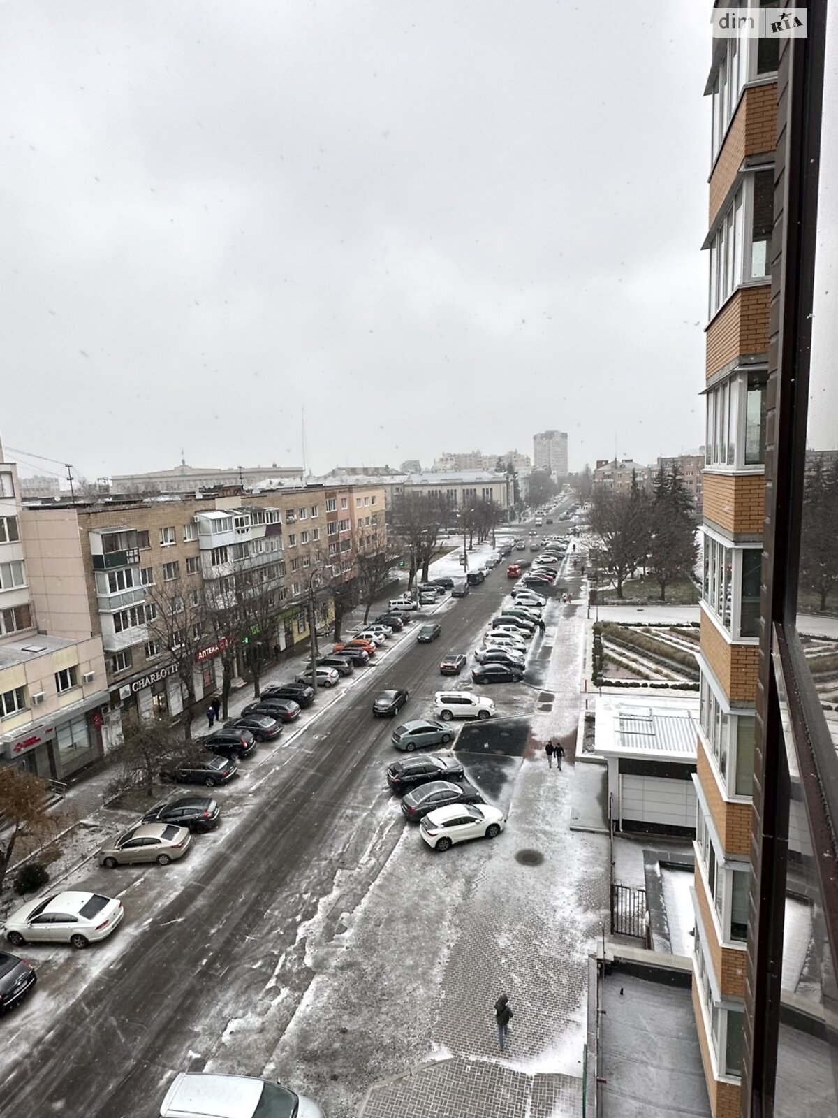 однокомнатная квартира в Черкассах, на ул. Гоголя 261 в аренду на долгий срок помесячно фото 1