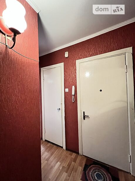 двокімнатна квартира з меблями в Черкасах, район Соснівка, на вул. Момота Генерала 9 в довготривалу оренду помісячно фото 1 двокімнатна квартира з меблями в Черкасах, район Соснівка, на вул. Момота Генерала 9 в довготривалу оренду помісячно фото 1