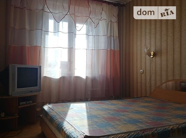 двухкомнатная квартира с мебелью в Чернигове, район Деснянский, на ул. Героев Чернобыля в аренду на долгий срок помесячно фото 1