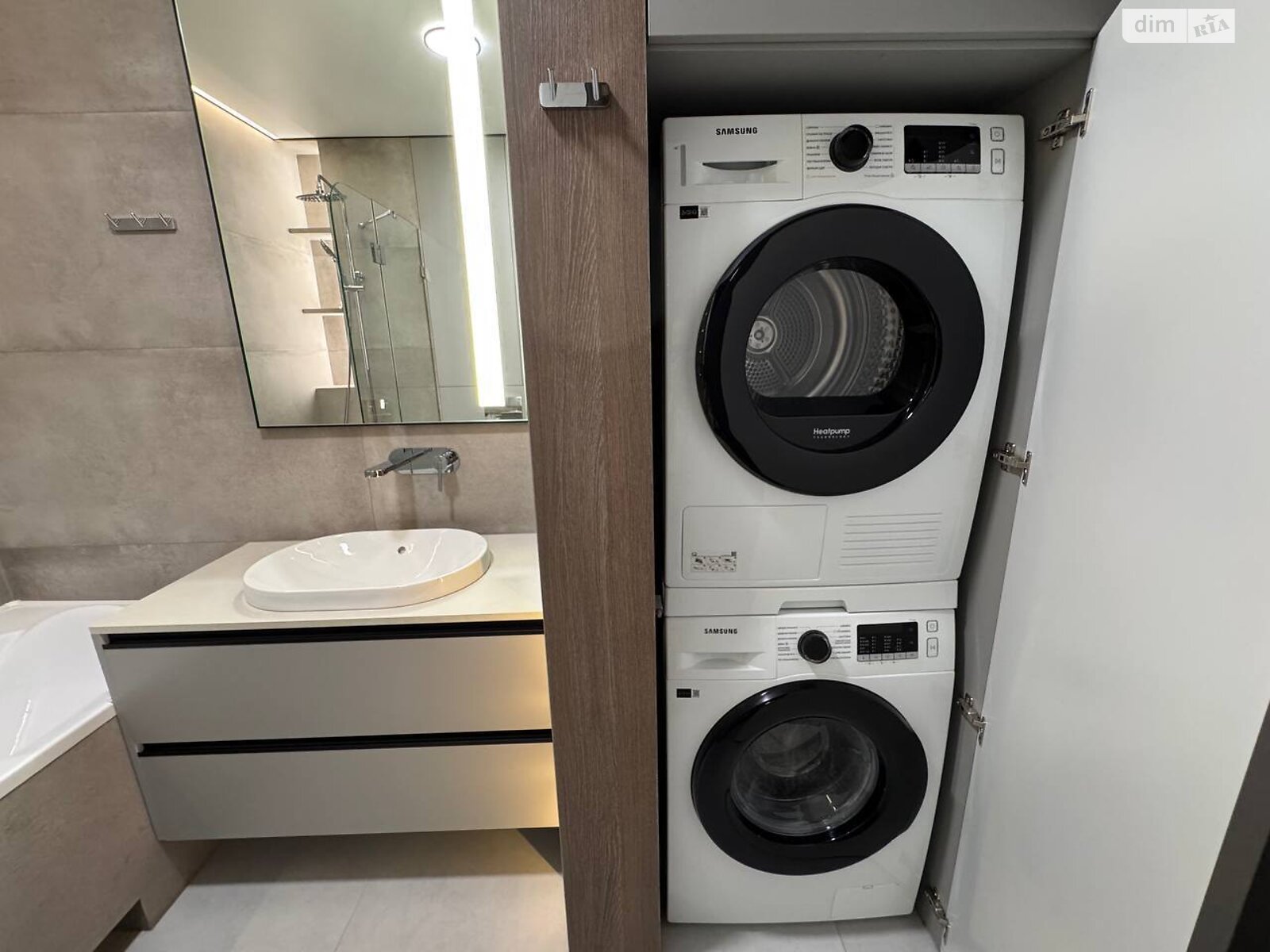 однокомнатная квартира в Чернигове, район Деснянский, на ул. Лесная 42 в аренду на долгий срок помесячно фото 1 однокомнатная квартира в Чернигове, район Деснянский, на ул. Лесная 42 в аренду на долгий срок помесячно фото 1