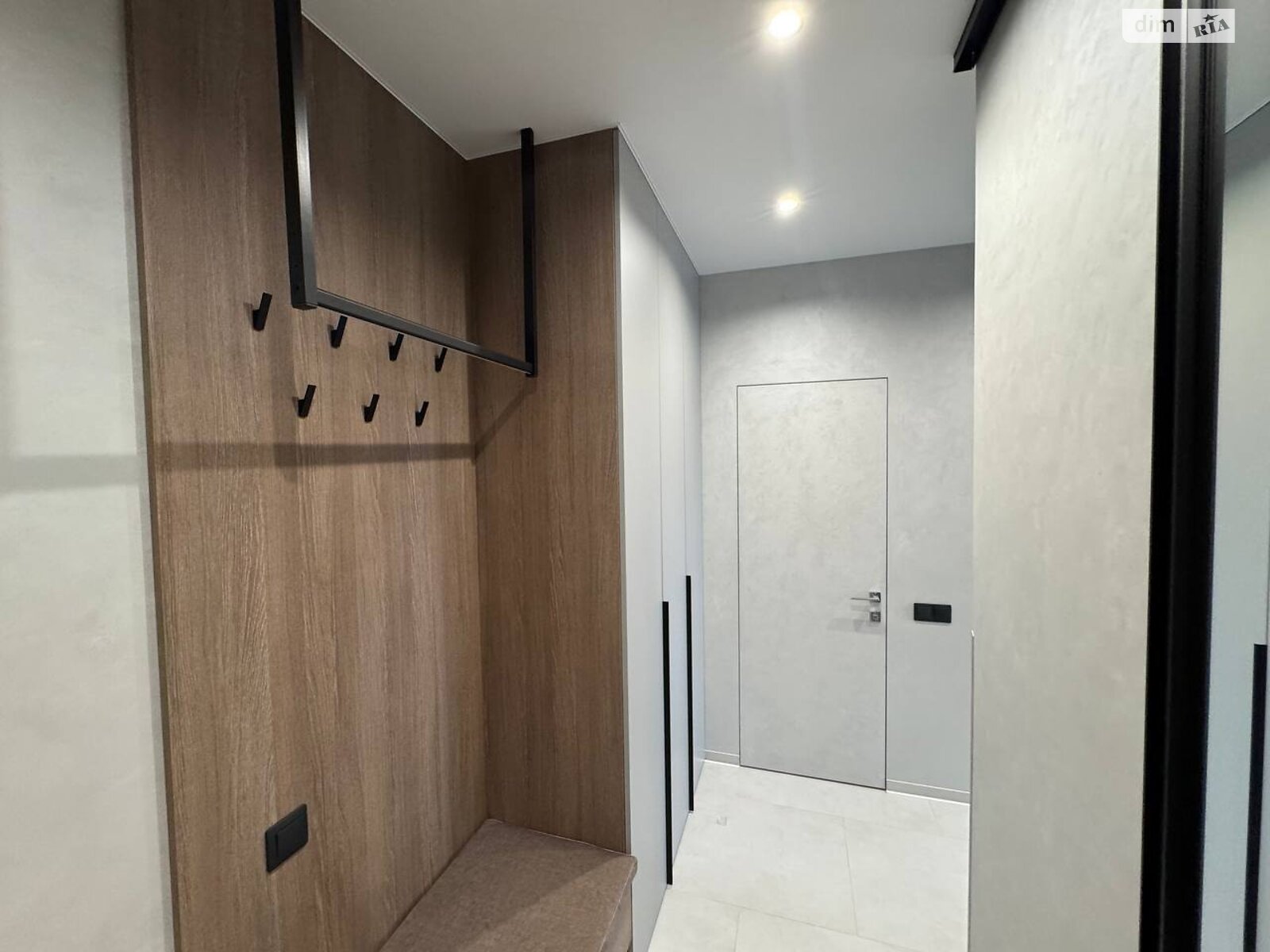 однокомнатная квартира в Чернигове, район Деснянский, на ул. Лесная 42 в аренду на долгий срок помесячно фото 1 однокомнатная квартира в Чернигове, район Деснянский, на ул. Лесная 42 в аренду на долгий срок помесячно фото 1