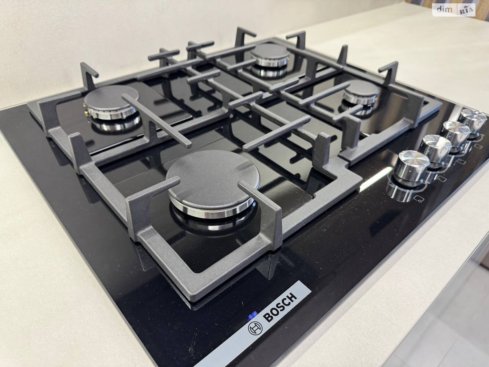 однокомнатная квартира в Чернигове, район Деснянский, на ул. Лесная 42 в аренду на долгий срок помесячно фото 1 однокомнатная квартира в Чернигове, район Деснянский, на ул. Лесная 42 в аренду на долгий срок помесячно фото 1