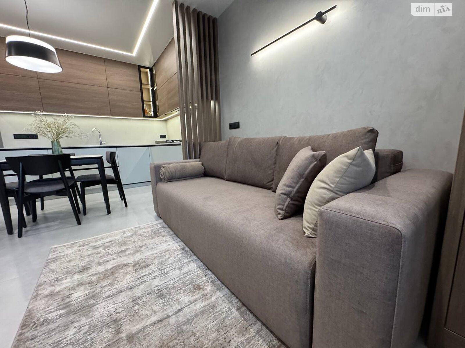 однокомнатная квартира в Чернигове, район Деснянский, на ул. Лесная 42 в аренду на долгий срок помесячно фото 1 однокомнатная квартира в Чернигове, район Деснянский, на ул. Лесная 42 в аренду на долгий срок помесячно фото 1