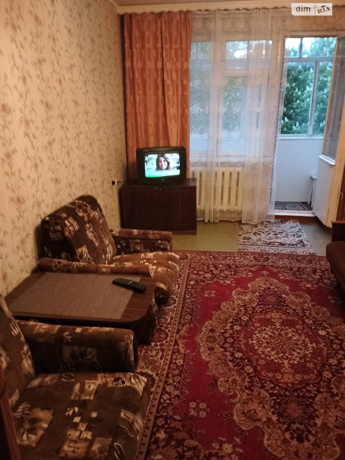 двокімнатна квартира з меблями в Чернігові, район Деснянський, на просп. Левка Лук’яненка 3 в довготривалу оренду помісячно фото 1 двокімнатна квартира з меблями в Чернігові, район Деснянський, на просп. Левка Лук’яненка 3 в довготривалу оренду помісячно фото 1