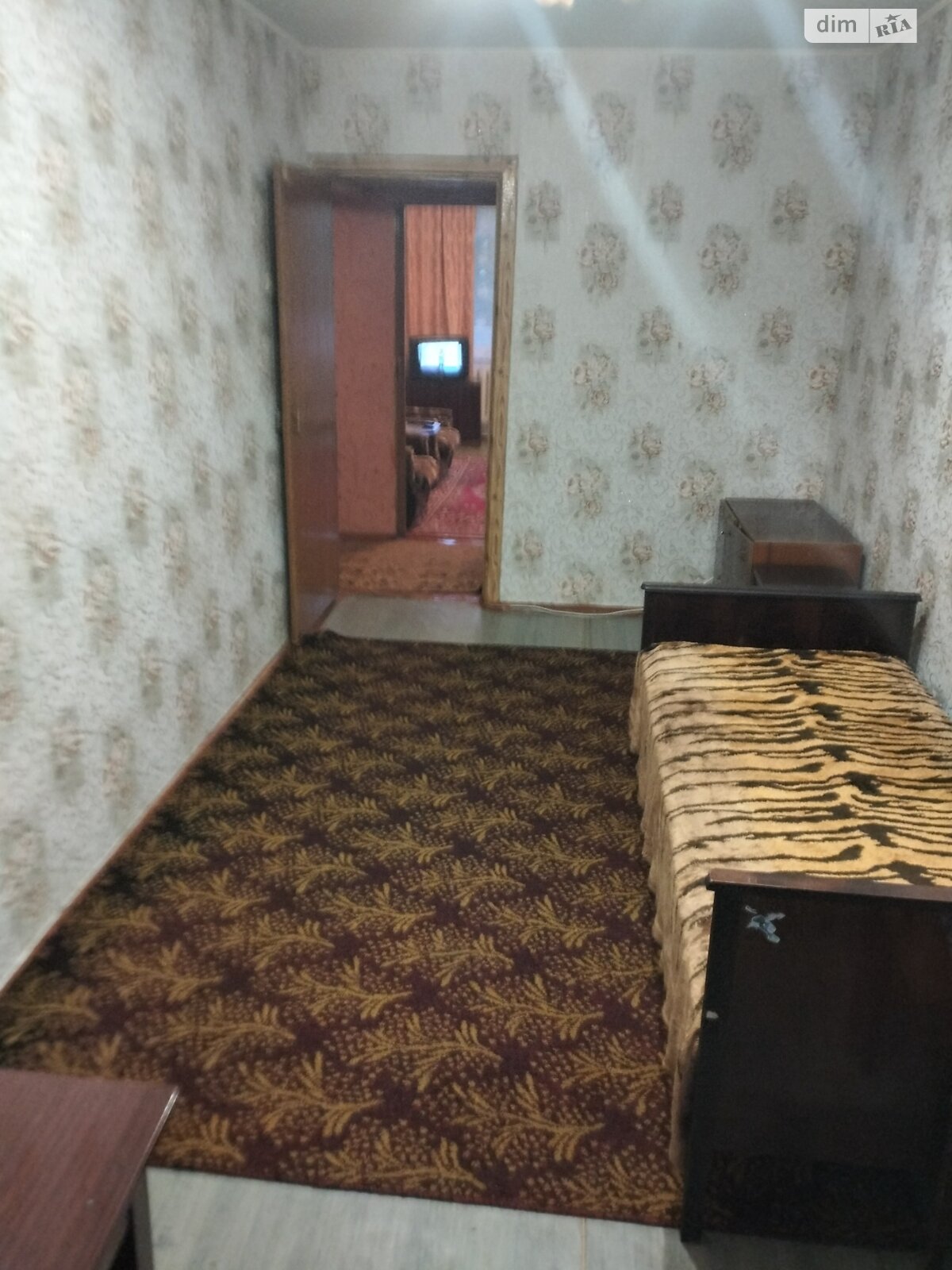 двокімнатна квартира з меблями в Чернігові, район Деснянський, на просп. Левка Лук’яненка 3 в довготривалу оренду помісячно фото 1 двокімнатна квартира з меблями в Чернігові, район Деснянський, на просп. Левка Лук’яненка 3 в довготривалу оренду помісячно фото 1