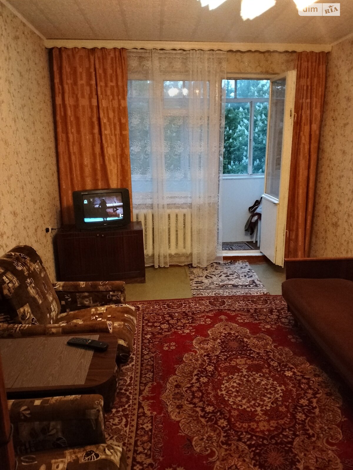 двокімнатна квартира з меблями в Чернігові, район Деснянський, на просп. Левка Лук’яненка 3 в довготривалу оренду помісячно фото 1 двокімнатна квартира з меблями в Чернігові, район Деснянський, на просп. Левка Лук’яненка 3 в довготривалу оренду помісячно фото 1