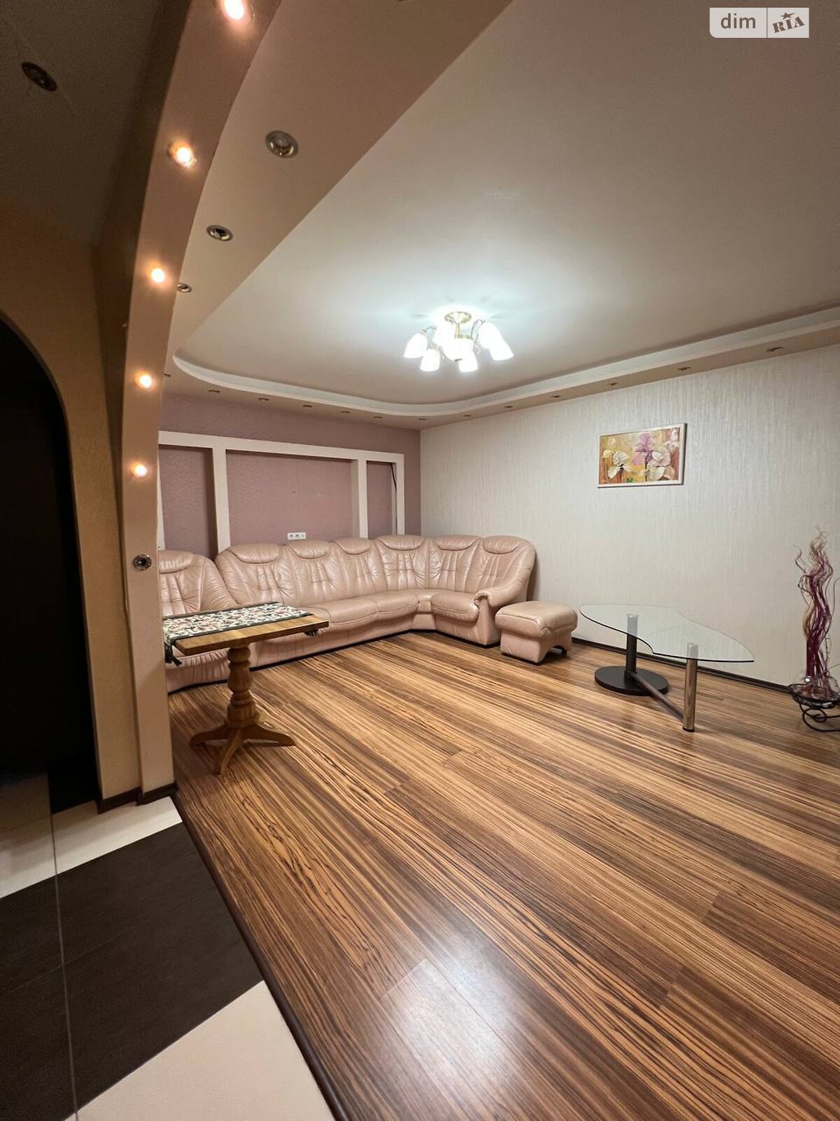 двухкомнатная квартира с ремонтом в Чернигове, район Деснянский, на ул. Михнюка Олега 41А в аренду на долгий срок помесячно фото 1