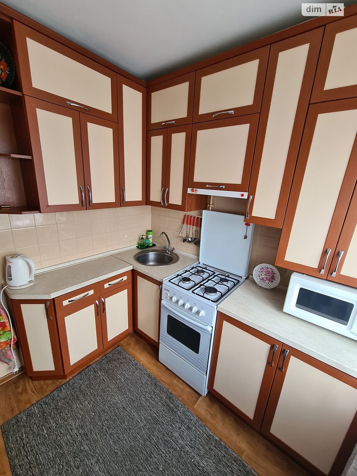 двухкомнатная квартира в Чернигове, район Деснянский, на просп. Победы в аренду на долгий срок помесячно фото 1 двухкомнатная квартира в Чернигове, район Деснянский, на просп. Победы в аренду на долгий срок помесячно фото 1