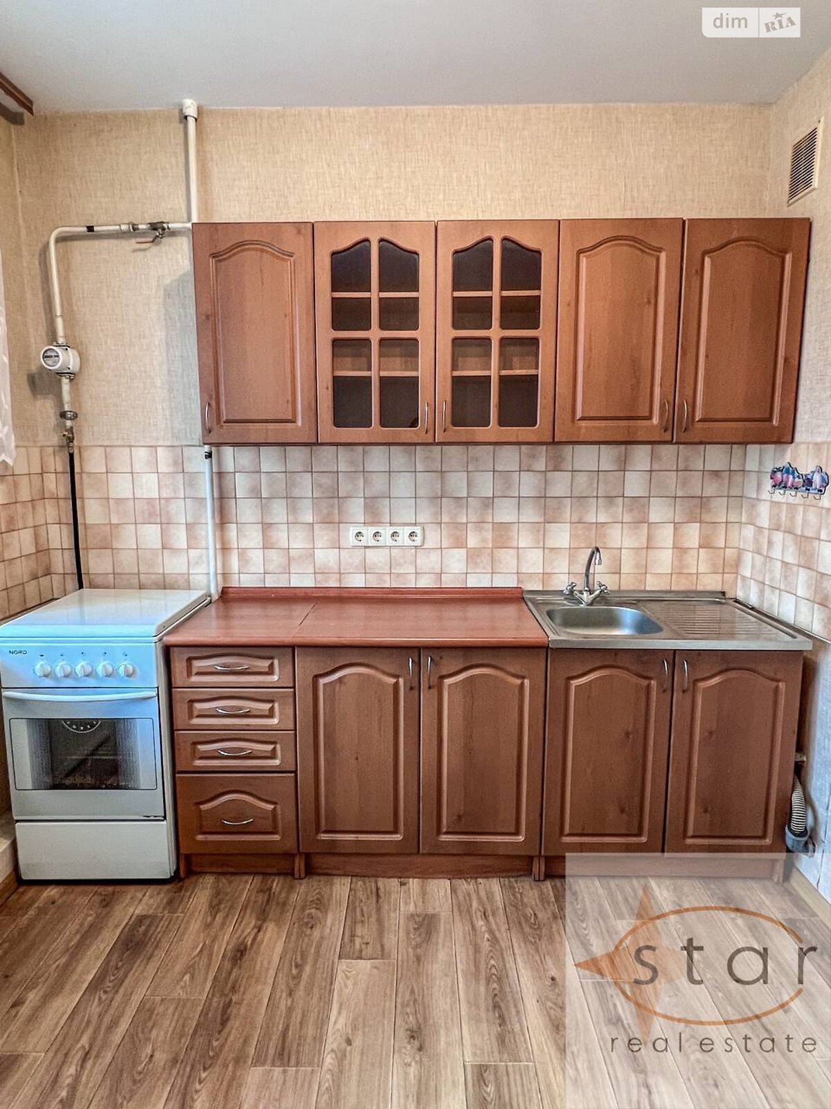 однокомнатная квартира в Чернигове, район Деснянский, на ул. Спасателей 35 в аренду на долгий срок помесячно фото 1